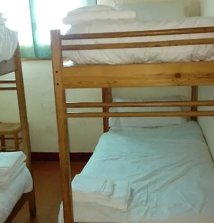 Refugi Cap Del Rec Hostel *