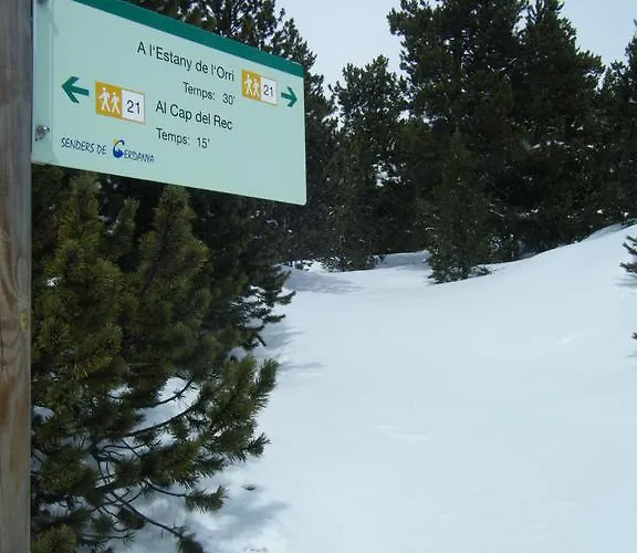 Refugi Cap Del Rec Hostel *