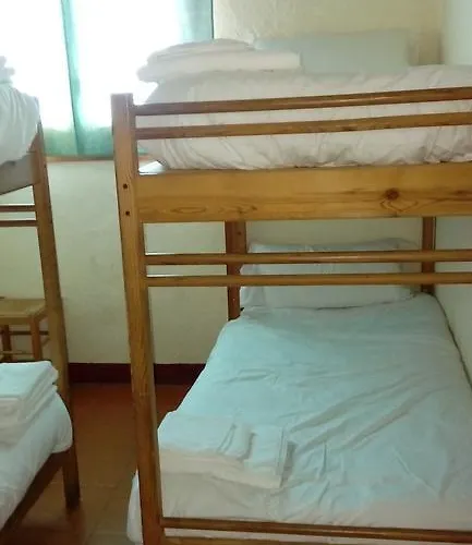 Refugi Cap Del Rec Hostel *