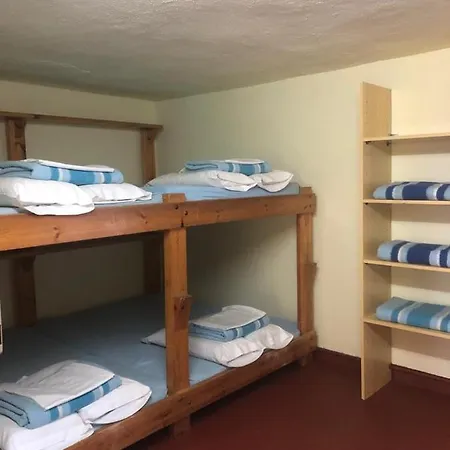 Refugi Cap Del Rec Hostal Lles De Cerdanya